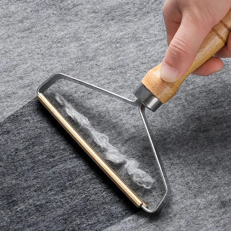 FlufOff Pro™ Lint Remover