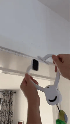 SkyPounce™ Aerial Cat Toy
